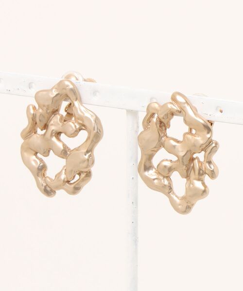 Scrap Book(スクラップブック)の「【Sea’ds mara】Nature motif large earring(イヤリング・レディース・ゴールド/シルバー・FREE)」の2枚目の写真