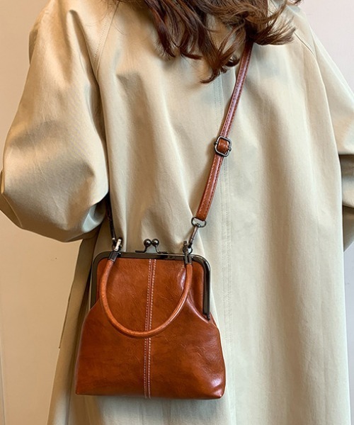 Per sist ence（パーシエンス）の「がま口フェイクレザー2WAYバッグ（ショルダーバッグ・レディース・ブラック/ブラウン・ONE SIZE）」の8枚目の写真