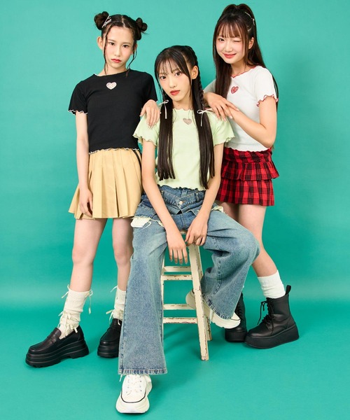 ANAP GｉRL（アナップガール）の「ハートアキ メローリブ トップス（Tシャツ/カットソー・キッズ・ホワイト/ブラック/ライム・S/M/XS）」の5枚目の写真