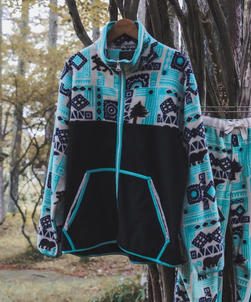 BEAMS PLUS(ビームスプラス)の「2トーン アニマルプリント フリース ミリタリー ライナー(ブルゾン・メンズ・その他・S/M/L/XL)」の3枚目の写真