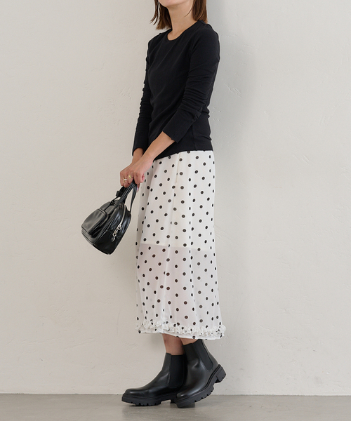 U by SPICK&SPAN（ユーバイスピックアンドスパン）の「ドットプリントシアーロングスカート（スカート・レディース・ホワイト・FREE）」の10枚目の写真