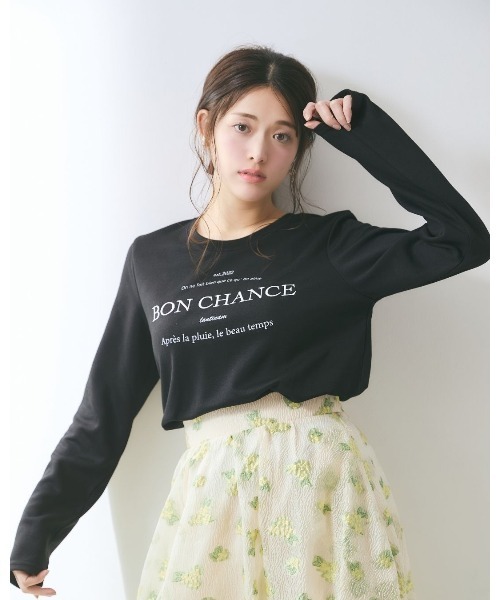 LANTINAM(ランティナム)の「カレッジロゴロングスリーブTシャツ(Tシャツ/カットソー・レディース・ホワイト/ブラック・LARGE/MEDIUM)」の1枚目の写真