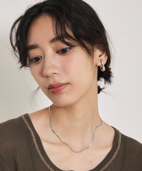 qualite（カリテ）の「ステンレスネックレス/スネークチェーン/シンプル/大人のネックレス（ネックレス・レディース・ゴールド/シルバー・フリー）」の2枚目の写真