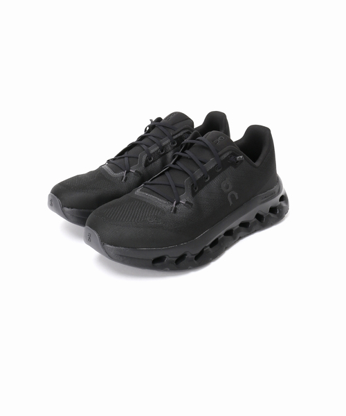 On / オン Running クラウドティルト 3ME10100264（スニーカー）｜On