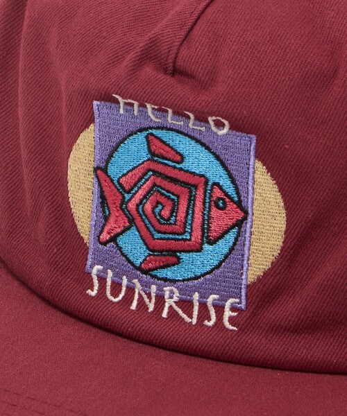 HELLO SUNRISE＞フィッシュ ロゴ リラックス フィット 5パネル