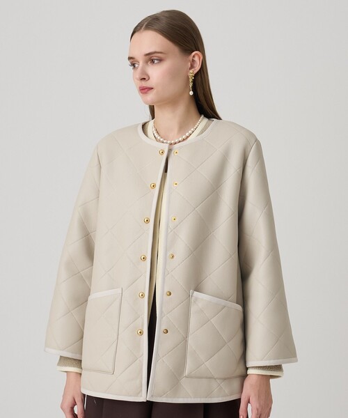 ANAYI（アナイ）の「フェイクムートンキルティングコート（トレンチコート・レディース・アイボリー/ブラック・34/36/38）」の21枚目の写真