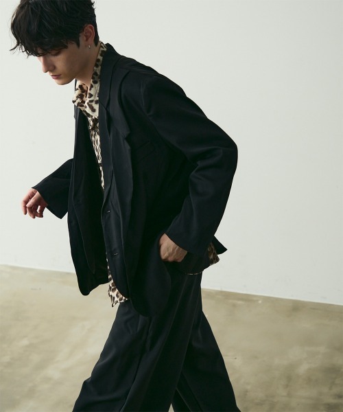 Shoowtime(ショウタイム)の「Oversized Tailored Jacket / オーバーサイズテーラードジャケット(テーラードジャケット・メンズ・ブラック/グレー・MEDIUM/LARGE/X-LARGE)」の12枚目の写真