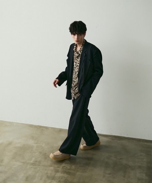 Shoowtime(ショウタイム)の「Oversized Tailored Jacket / オーバーサイズテーラードジャケット(テーラードジャケット・メンズ・ブラック/グレー・MEDIUM/LARGE/X-LARGE)」の17枚目の写真