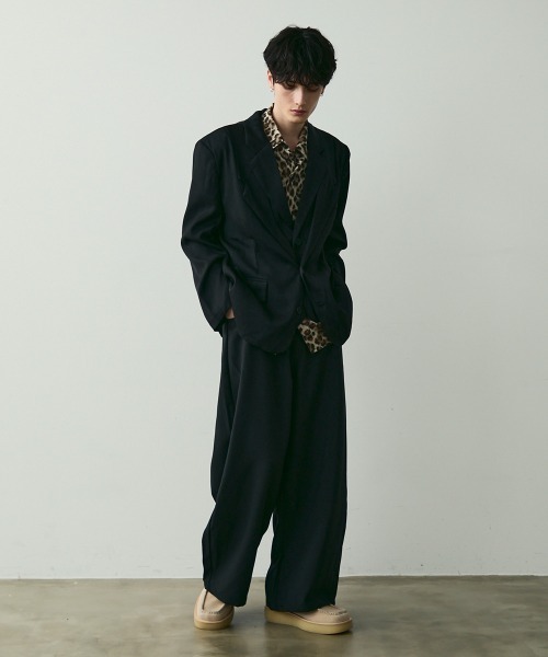 Shoowtime(ショウタイム)の「Oversized Tailored Jacket / オーバーサイズテーラードジャケット(テーラードジャケット・メンズ・ブラック/グレー・MEDIUM/LARGE/X-LARGE)」の22枚目の写真