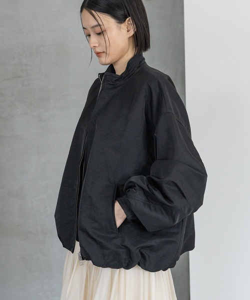 A part by（アパートバイ）の「【セットアップ対応】ナイロンバルーンブルゾン（ブルゾン・レディース・ブラック/ライトベージュ/カーキ・SMALL/MEDIUM）」の6枚目の写真