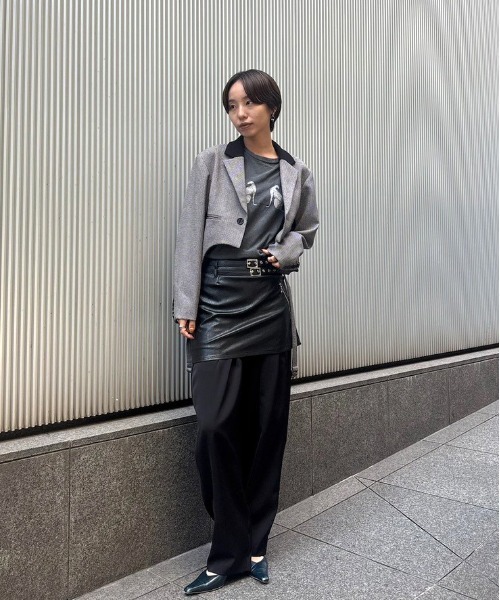 スカート AMERI SYNTHETIC LEATHER MINI SKIRT SYNTHETIC LEATHER MINI SKIRT（スカート）｜Ameri（アメリ）の