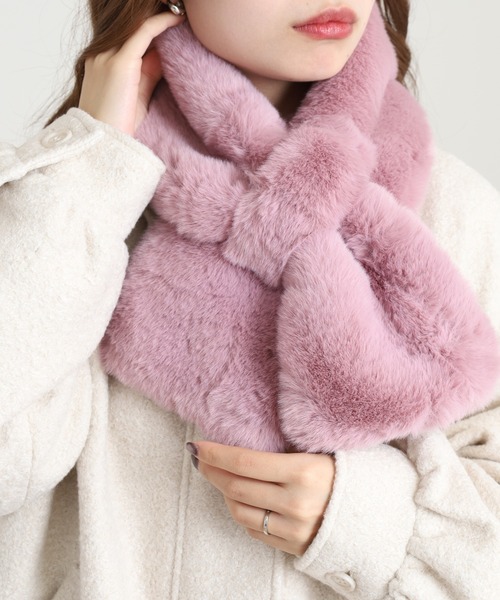 FUNALIVE（ファンアライブ）の「もこもこ フェイクファー ティペット（ネックウォーマー/スヌード・レディース・ブラック/グレイッシュベージュ/ライトベージュ/ピンク系/ライトグレー/ホワイト・FREE）」の6枚目の写真