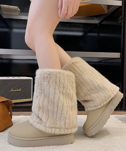yuue' ( wear )(ユーイ)の「厚底ファーカバームートンブーツ(ブーツ・レディース・ベージュ/ライトベージュ/ブラック・23.5cm/24.5cm)」の11枚目の写真