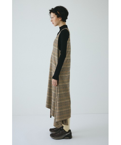 HeRIN.CYE(ヘリンドットサイ)の「V design check dress Vデザインチェックドレス(ワンピース・レディース・ブラウン系その他/グレー系その他・36/38)」の3枚目の写真