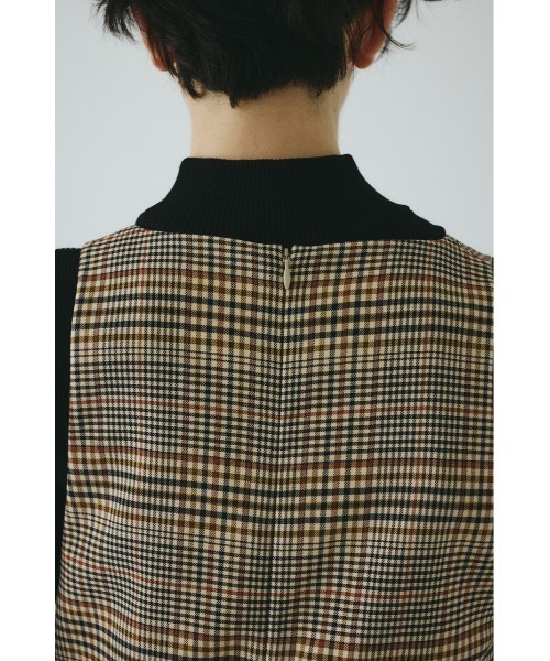 HeRIN.CYE(ヘリンドットサイ)の「V design check dress Vデザインチェックドレス(ワンピース・レディース・ブラウン系その他/グレー系その他・36/38)」の7枚目の写真