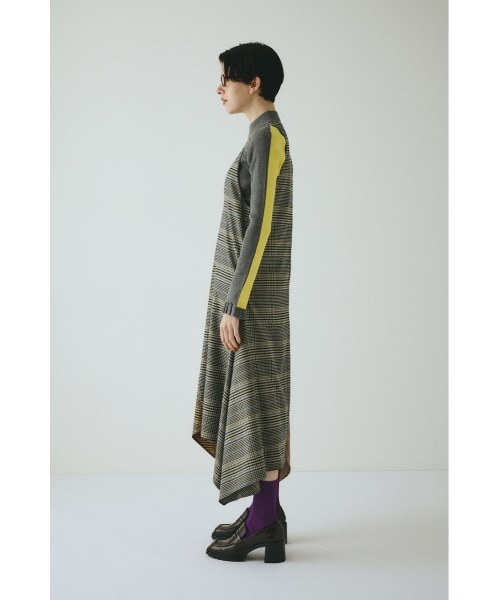 HeRIN.CYE(ヘリンドットサイ)の「V design check dress Vデザインチェックドレス(ワンピース・レディース・ブラウン系その他/グレー系その他・36/38)」の10枚目の写真