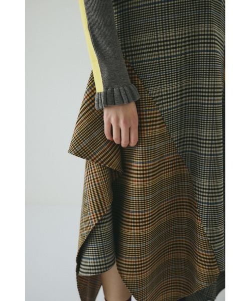 HeRIN.CYE(ヘリンドットサイ)の「V design check dress Vデザインチェックドレス(ワンピース・レディース・ブラウン系その他/グレー系その他・36/38)」の16枚目の写真