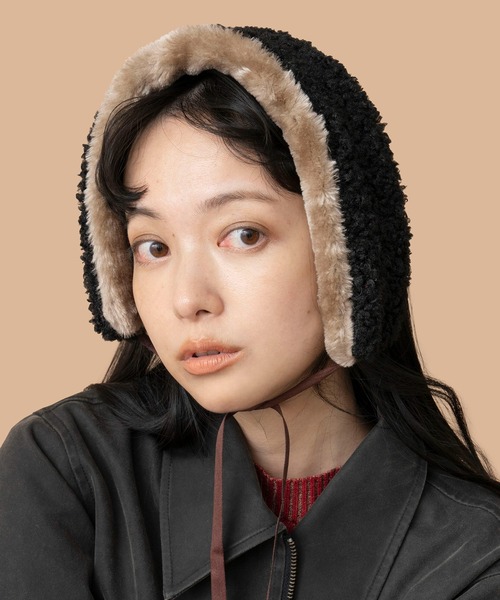 Casselini（キャセリーニ）の「Casselini(キャセリーニ)リバーシブルマフ（イヤーマフ・レディース・ブラウン系その他/ブラック/パープル・FREE）」の2枚目の写真