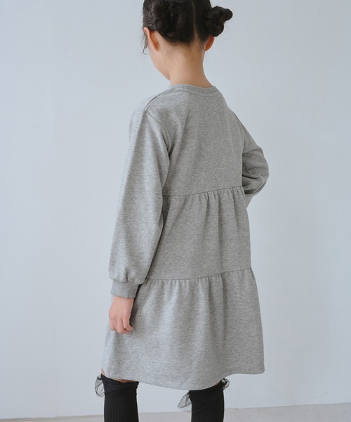 ROPE' PICNIC（ロペピクニック）の「【KIDS/キッズ】裏毛ティアードロゴワンピース（ワンピース・キッズ・キナリ/ライトグレー・S/M/L）」の5枚目の写真