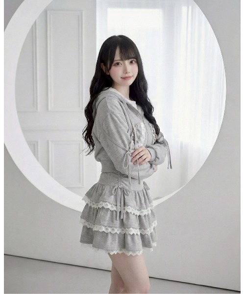 Suyunn(スユン)の「リボン付きレースフリルパーカー(パーカー・レディース・グレー/ブルー・M)」の20枚目の写真