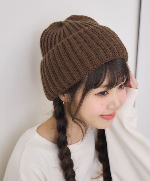 casita(RETRO GIRL)（カシータ）の「ニット帽（ハット・レディース・オフホワイト/ブラック/レッド/ブラウン・ONE SIZE）」の4枚目の写真