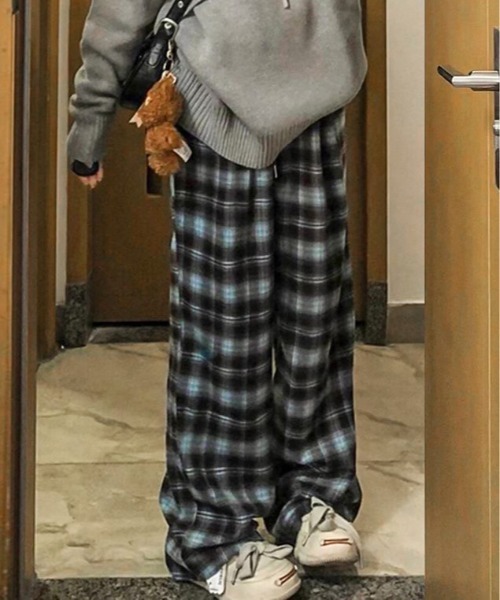 lulufa(ルルファ)の「チェック柄 ワイドパンツ /ルーズシルエット(その他パンツ・レディース・ブルー/ブラウン・MEDIUM/LARGE)」の17枚目の写真