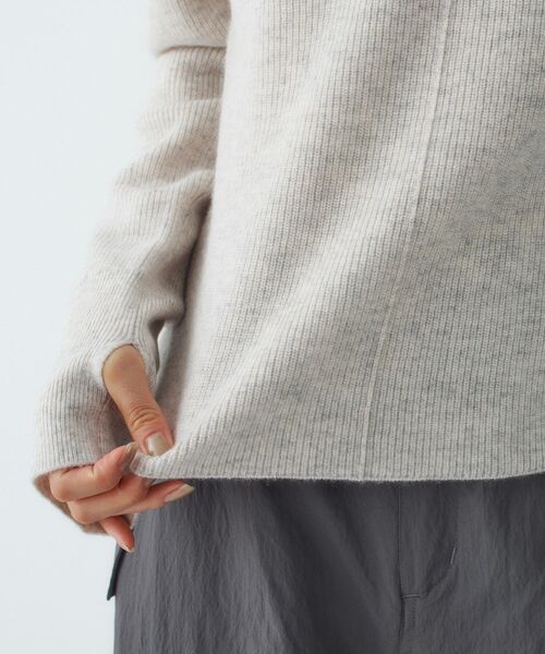 CODE A(コードエー)の「bold form knit pullover(ニット/セーター・レディース・グレー/オフホワイト・00)」の6枚目の写真