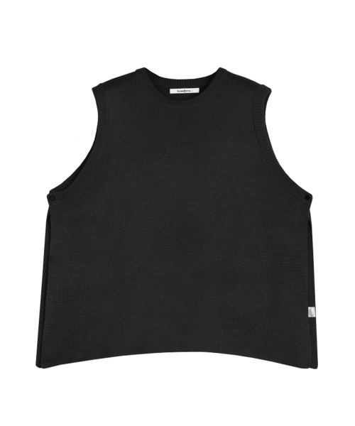 AVANDRESS(アバンドレス )の「Vivid Slit Knit Vest - 7 COL(ベスト・メンズ・ブラック/ダークグリーン/ブラウン/オリーブ/グリーン/ミント/PINK・2/3)」の9枚目の写真