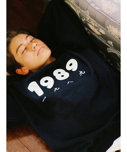 CONICHIWA BONJOUR(コンニチハボンジュール)の「1989 スウェット(ネイビー)(スウェット・メンズ・その他・SMALL/MEDIUM/LARGE)」の1枚目の写真