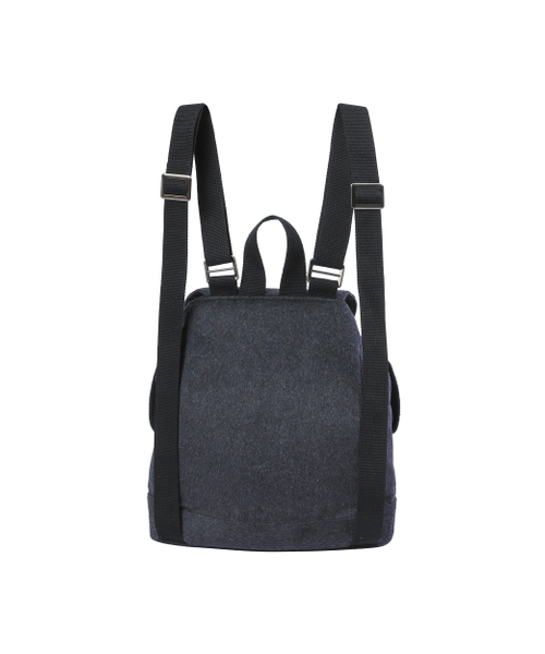 Miseki SEOUL(ミセキソウル)の「Toggle wool backpack CHARCOAL(バックパック/リュック・レディース・その他・OS)」の3枚目の写真