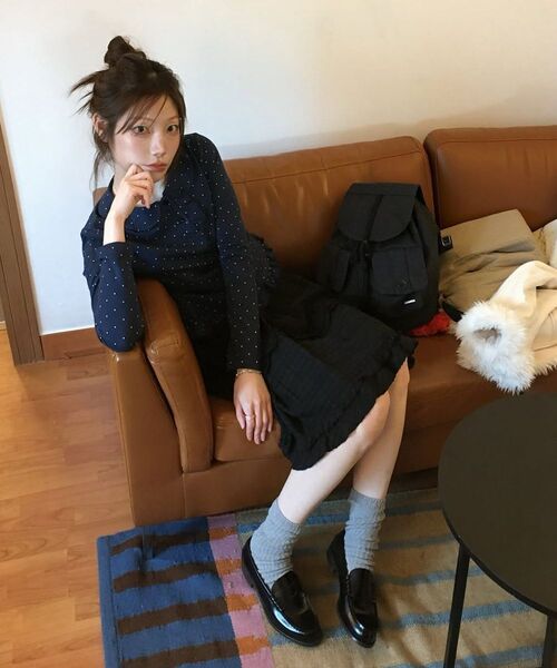 Miseki SEOUL(ミセキソウル)の「Toggle wool backpack CHARCOAL(バックパック/リュック・レディース・その他・OS)」の5枚目の写真