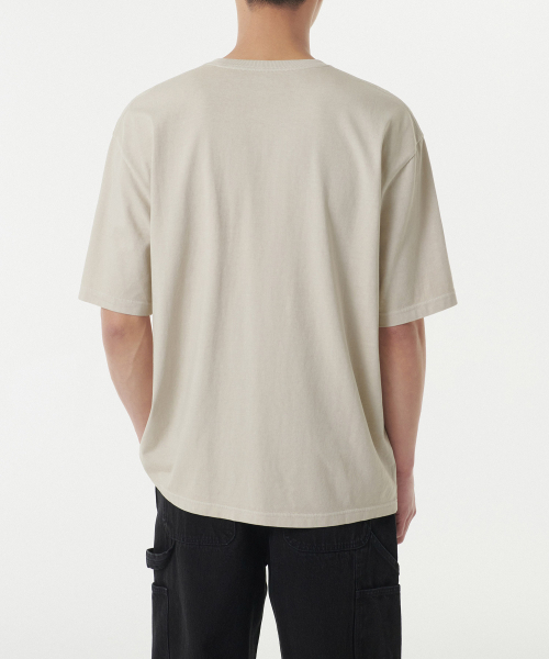 MUSINSA STANDARD（ムシンサスタンダード）の「ピグメントリラックスクルーネックTシャツ[クリーム]（Tシャツ/カットソー・メンズ・その他・X-LARGE/XX-LARGE/XXX-LARGE/SMALL/MEDIUM/LARGE）」の3枚目の写真
