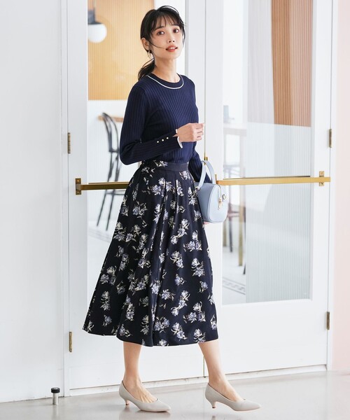 ANY SIS(エニィスィス)の「フラワータック スカート(スカート・レディース・ネイビー系9/ダークブラウン系4・SMALL/MEDIUM/LARGE)」の15枚目の写真