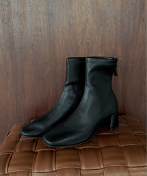 square toe short boots / スクエアトゥショートブーツ