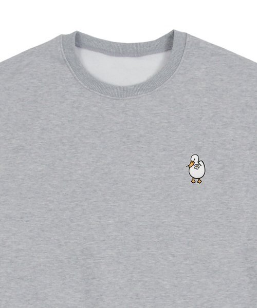 GRAVER（グレーバー）の「[UNISEX]ダックフラワー刺繍スマイルマンツーマン_グレー（スウェット・レディース・グレー・LARGE/MEDIUM/X-LARGE）」の3枚目の写真