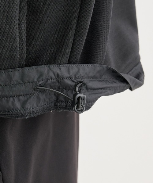 WHITE MOUNTAINEERING(ホワイトマウンテニアリング)の「【White Mountaineering / ホワイトマウンテニアリング】別注 JERSEY PULLOVER(スウェット・メンズ・ダークグレー/ブラック・2/1/0)」の7枚目の写真