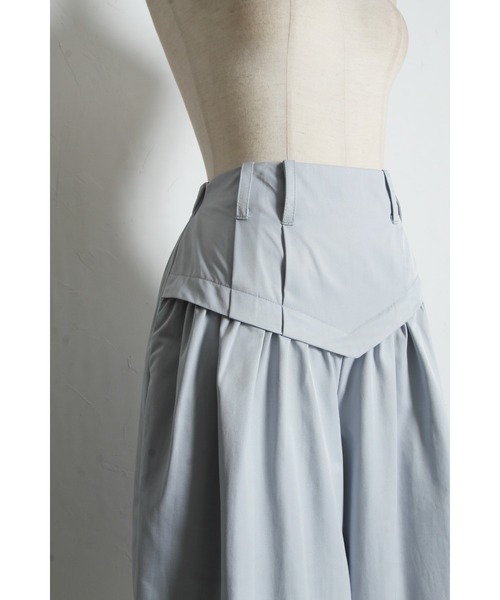 ARVELLIA(アルベリア)の「TUCKED CORESET PANTS(その他パンツ・レディース・サックスブルー/ブラック・M)」の3枚目の写真