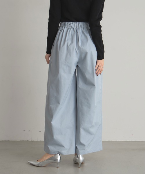 ARVELLIA(アルベリア)の「TUCKED CORESET PANTS(その他パンツ・レディース・サックスブルー/ブラック・M)」の14枚目の写真