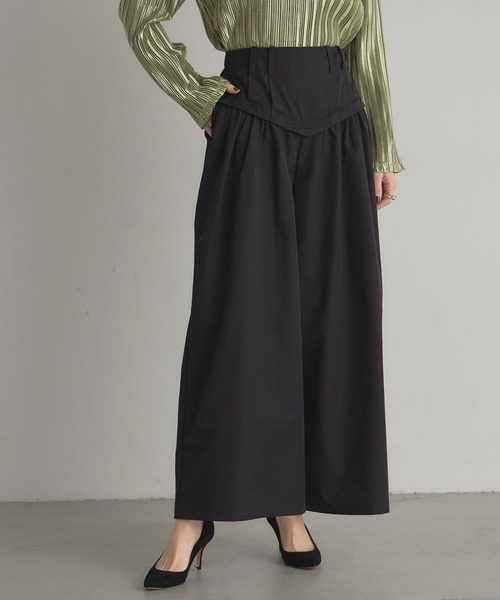 ARVELLIA(アルベリア)の「TUCKED CORESET PANTS(その他パンツ・レディース・サックスブルー/ブラック・M)」の15枚目の写真