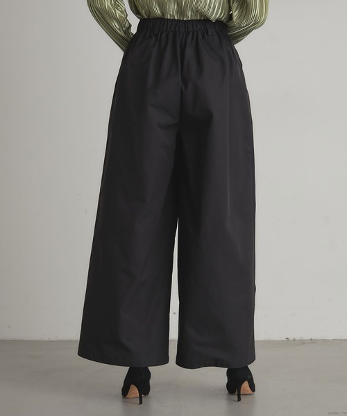 ARVELLIA(アルベリア)の「TUCKED CORESET PANTS(その他パンツ・レディース・サックスブルー/ブラック・M)」の17枚目の写真