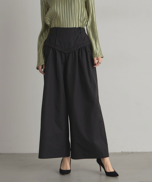 ARVELLIA(アルベリア)の「TUCKED CORESET PANTS(その他パンツ・レディース・サックスブルー/ブラック・M)」の18枚目の写真