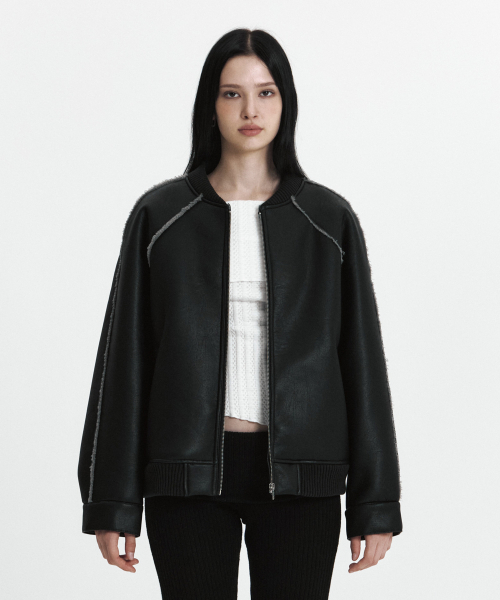 CURETTY(キュリティ)の「C LINE TRIM FAUX SHEARLING JACKET_BLACK(ライダースジャケット・レディース・ブラック・SMALL)」の3枚目の写真