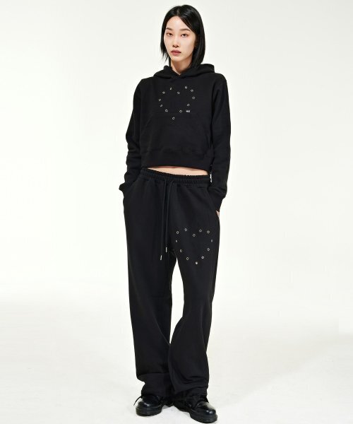 PIECEMAKER(ピースメーカー)の「HEART EYELET SWEAT PANTS (BLACK)(スウェットパンツ・レディース・その他・LARGE/MEDIUM)」の2枚目の写真