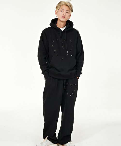 PIECEMAKER(ピースメーカー)の「HEART EYELET SWEAT PANTS (BLACK)(スウェットパンツ・レディース・その他・LARGE/MEDIUM)」の3枚目の写真
