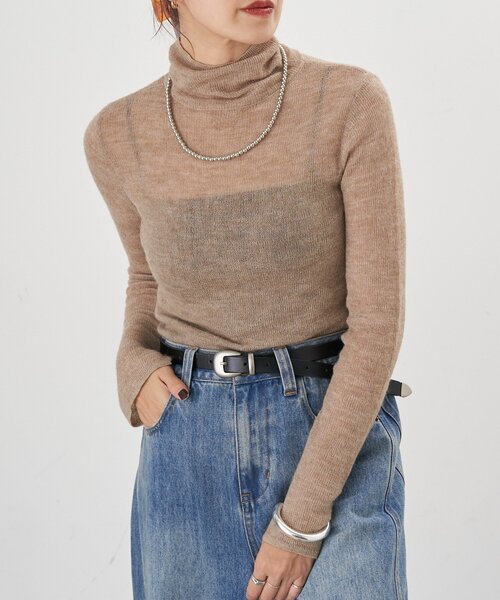 SHENERY（シーナリー）の「シアータートルニット（ニット/セーター・レディース・ブラック/オフホワイト/ベージュ・FREE）」の3枚目の写真