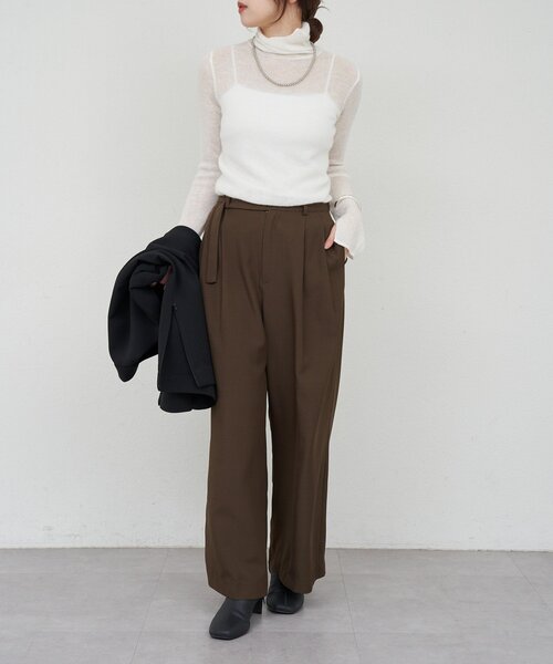 SHENERY（シーナリー）の「シアータートルニット（ニット/セーター・レディース・ブラック/オフホワイト/ベージュ・FREE）」の6枚目の写真