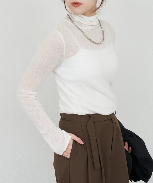 SHENERY（シーナリー）の「シアータートルニット（ニット/セーター・レディース・ブラック/オフホワイト/ベージュ・FREE）」の12枚目の写真