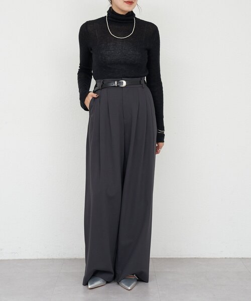 SHENERY（シーナリー）の「シアータートルニット（ニット/セーター・レディース・ブラック/オフホワイト/ベージュ・FREE）」の16枚目の写真