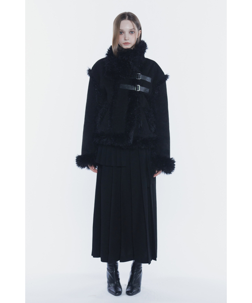 PAIN OR PLEASURE(ペインオアプレジャー)の「LUNA BELTED SHEARLING JACKET black(ムートンコート・レディース・その他・ONE SIZE)」の2枚目の写真