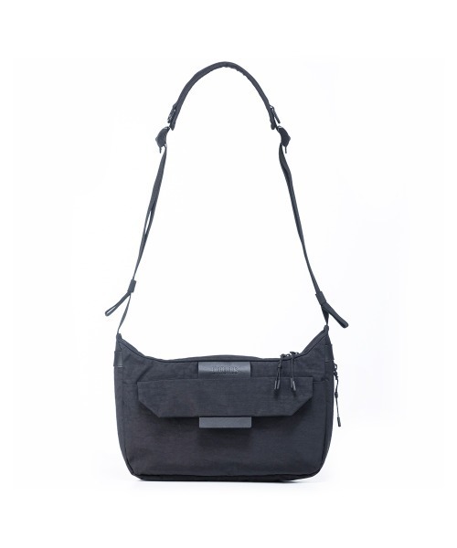 emonique(エモニーク)の「UNION6 クロスバッグ WIDE6 Crossbag(ショルダーバッグ・メンズ・ブラック/グレー・FREE)」の7枚目の写真